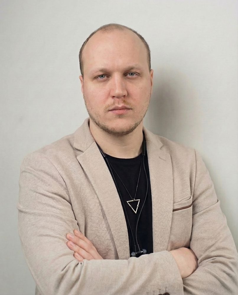 Максим Бондаренко