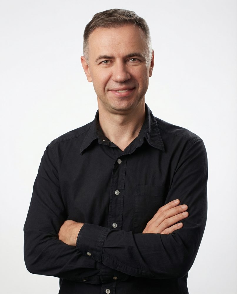 Александр Рукавишников